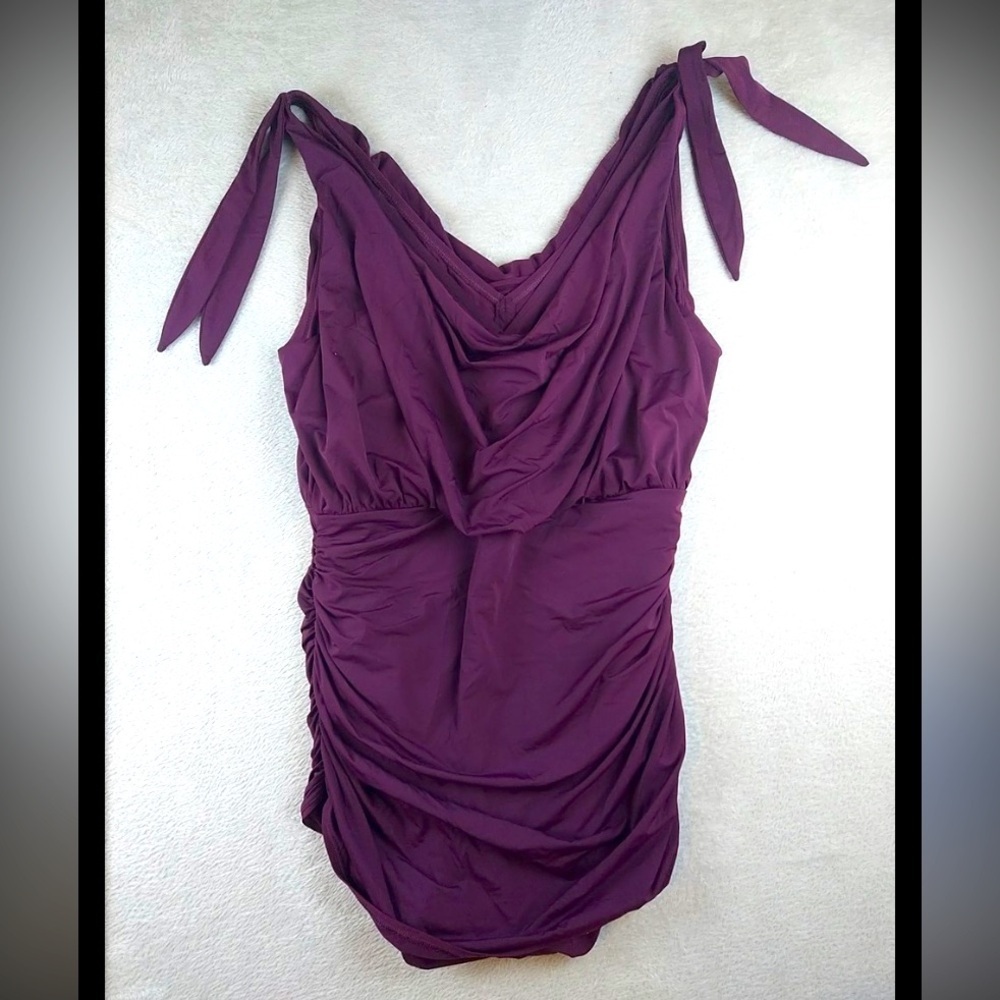 Nwot purple Victoria’s Secret ruched one piece bathing suit Medium bow spring